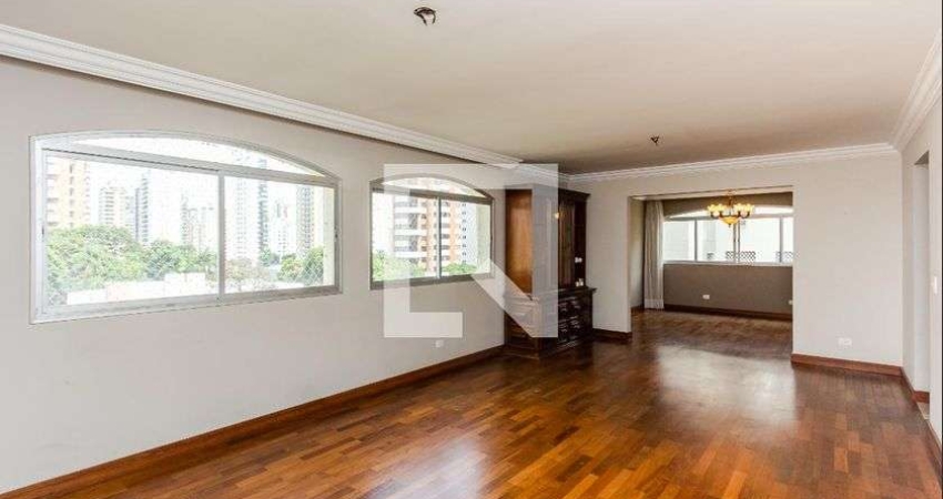 Apartamento à Venda - Moema, 3 Quartos,  210 m2