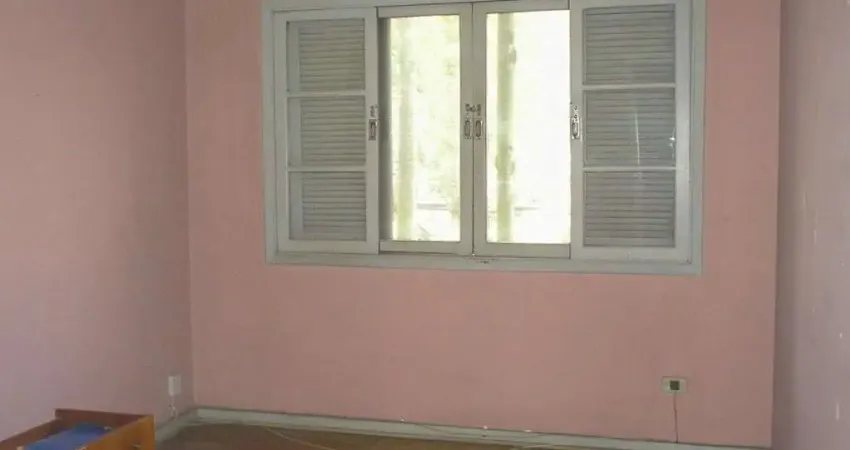 Casa à Venda - Chácara Santo Antonio, 3 Quartos,  165 m2