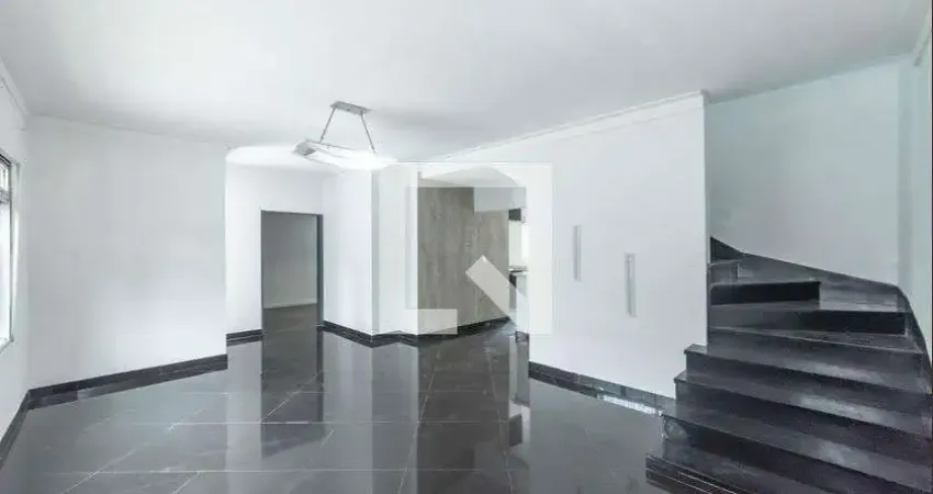 Casa à Venda - Bosque da Saúde, 4 Quartos,  250 m2