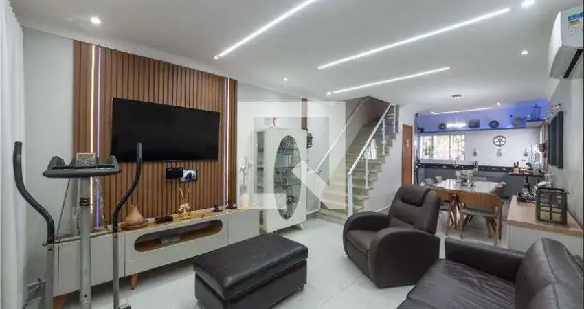 Casa à Venda - Bosque da Saúde, 3 Quartos,  180 m2