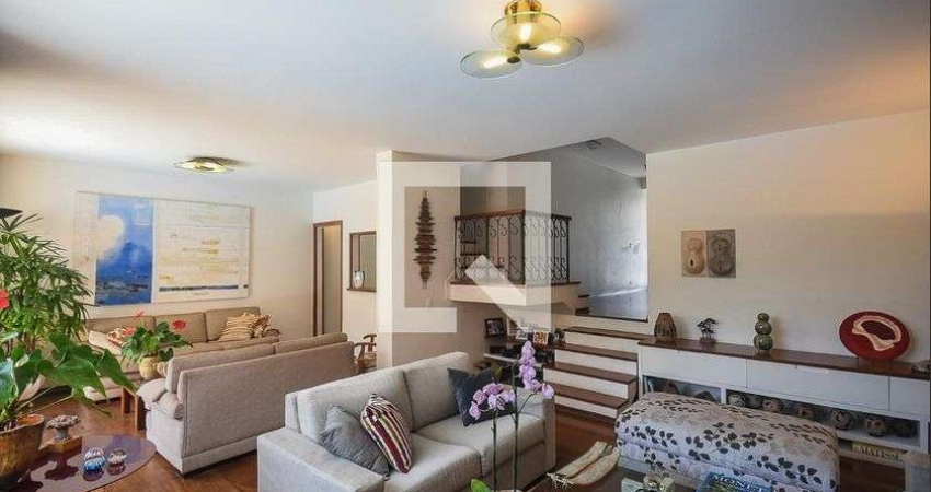 Casa à Venda - Morumbi, 3 Quartos,  250 m2