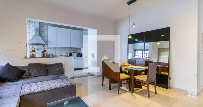 Casa à Venda - Bosque da Saúde, 3 Quartos,  460 m2