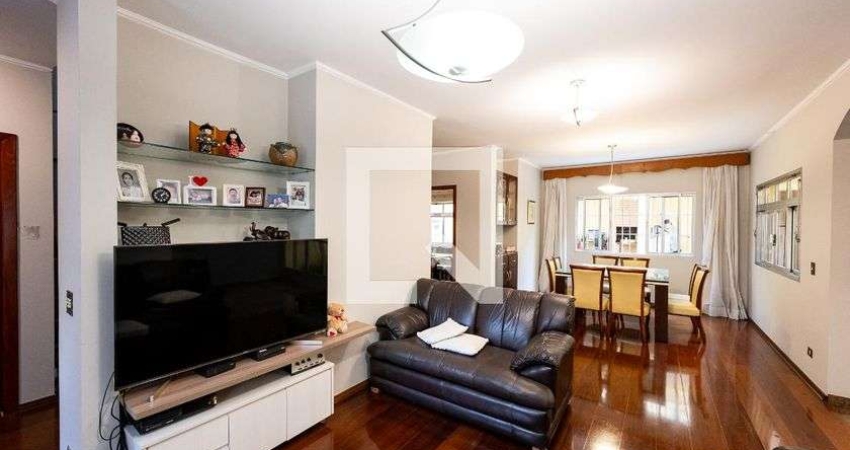 Casa à Venda - Saúde, 4 Quartos,  230 m2