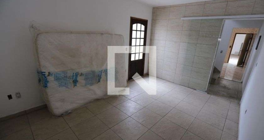 Casa à Venda - Portal do Morumbi, 3 Quartos,  220 m2