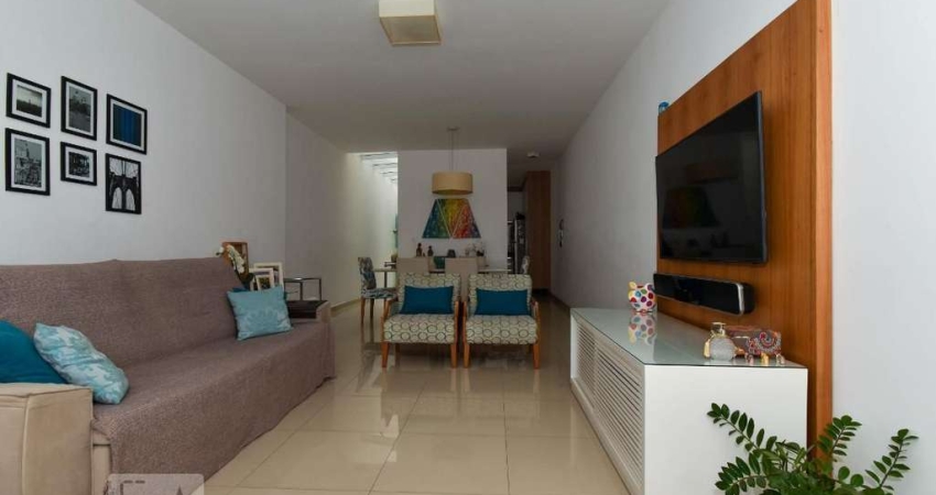 Casa à Venda - Saúde, 3 Quartos,  190 m2