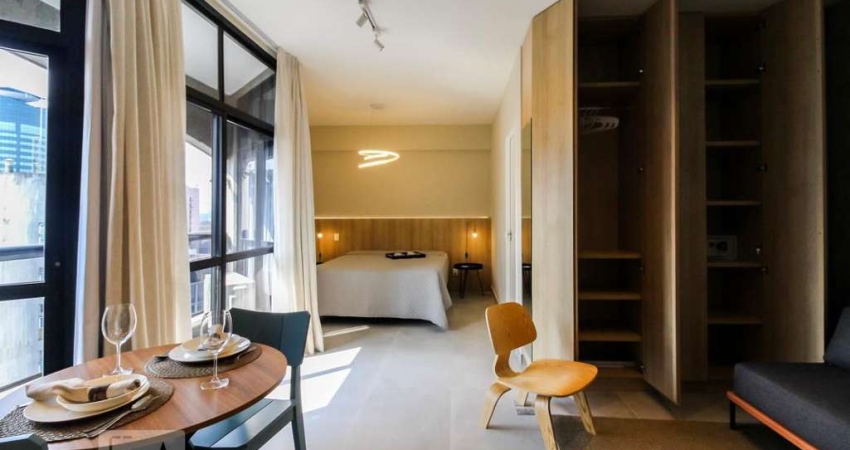 Apartamento à Venda - Itaim Bibi, 2 Quartos,  65 m2