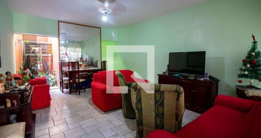 Casa à Venda - Chácara Santo Antonio, 3 Quartos,  107 m2