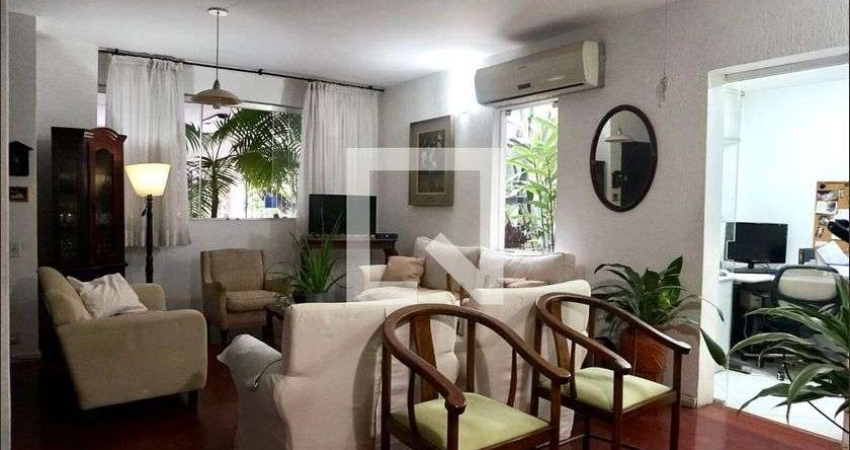 Casa à Venda - Chácara Santo Antonio, 3 Quartos,  194 m2