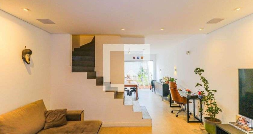 Casa à Venda - Chácara Santo Antonio, 2 Quartos,  120 m2