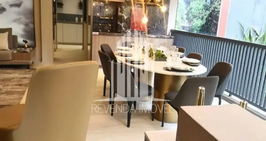 Apartamento de Luxo na Vila Mariana: 3 Quartos, 3 Suítes, 4 Banheiros, 2 Vagas, 132m² - São Paulo-SP
