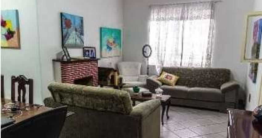 Sobrado à venda na Chácara Santo Antônio com 210m² 4 dormitórios 1 suíte 3 banheiros 4 vagas