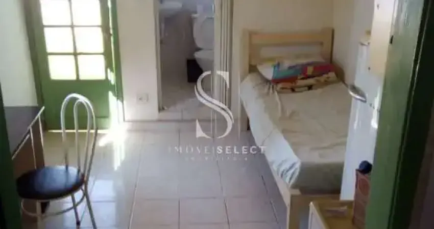 VILA ANGLO BRASILEIRA, CASA SOBRADO DE 300M² COM 14 DORMITORIOS, 14 BANHEIROS E 1 VAGA DE GARAGEM.