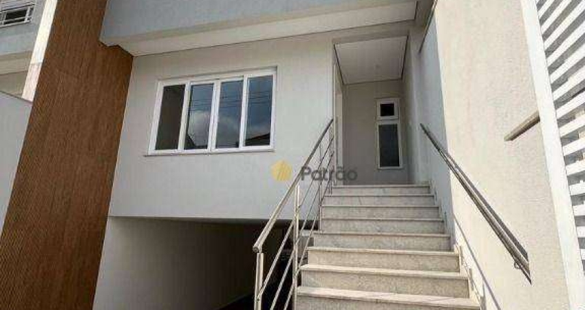 Casa com 3 quartos à venda na Rua Riskallah Abib, Nova Petrópolis, São Bernardo do Campo