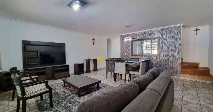 Casa com 3 quartos à venda na Rua Tristão de Oliveira, Vila Gumercindo, São Paulo