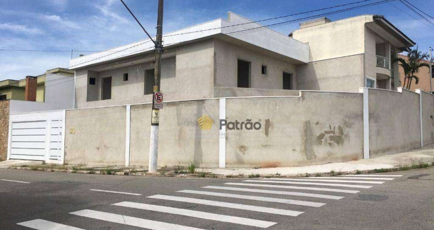 Sobrado em Parque dos Pássaros