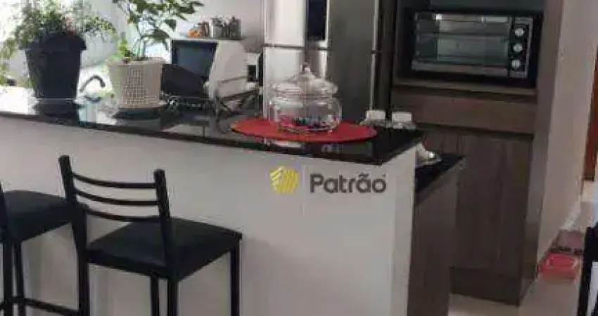 Apartamento em Vila Guiomar
