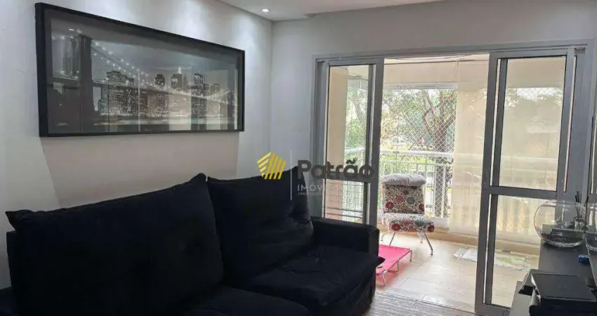 Apartamento em Jardim Maria Adelaide
