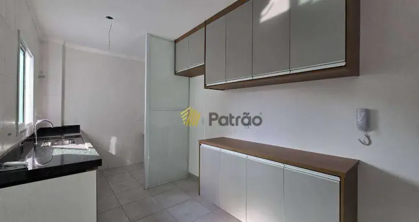Apartamento em Vila Guiomar