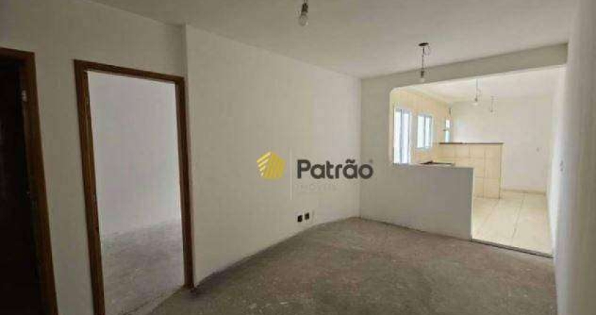 Apartamento em Vila Baeta Neves