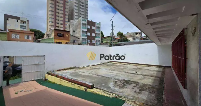 Casa com 8 comodos, 400m² de terreno e 314m² de A.C por R$ 1.100.000 - Baeta Neves - São Bernardo do Campo/SP