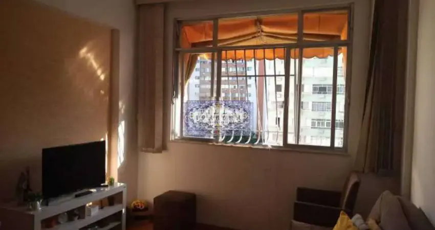 Apartamento à venda na Rua Gavião Peixoto, Icaraí, Niterói