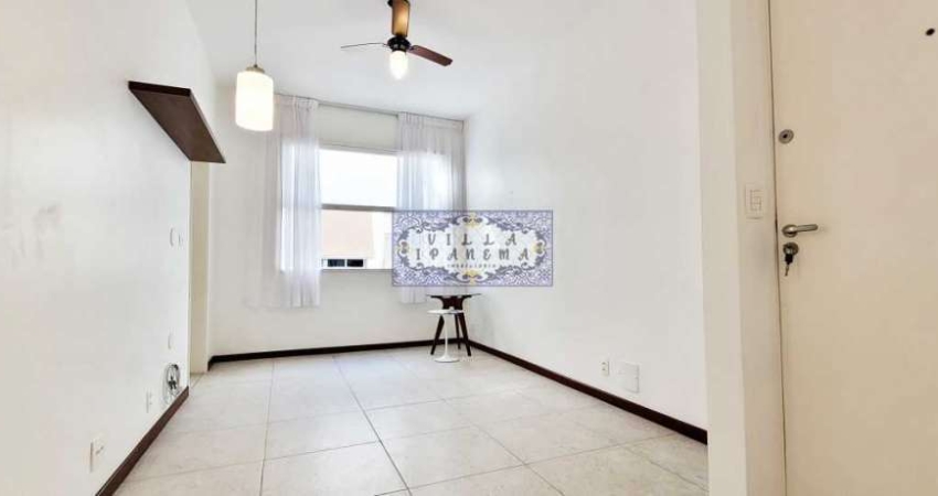 Apartamento com 2 quartos à venda na Rua Maestro Francisco Braga, Copacabana, Rio de Janeiro