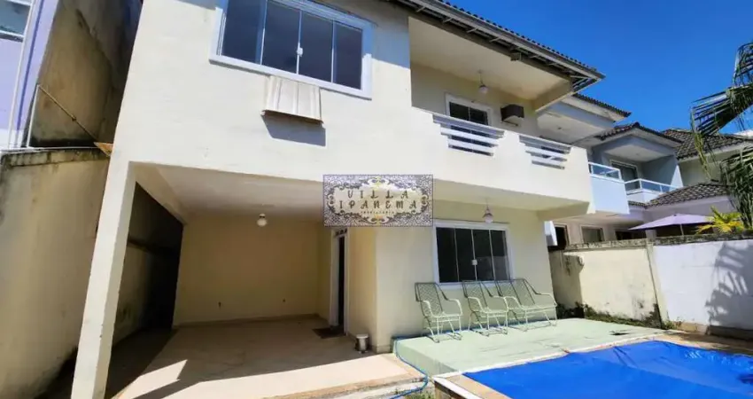 Casa em condomínio fechado com 4 quartos à venda na Estrada dos Bandeirantes, Vargem Pequena, Rio de Janeiro