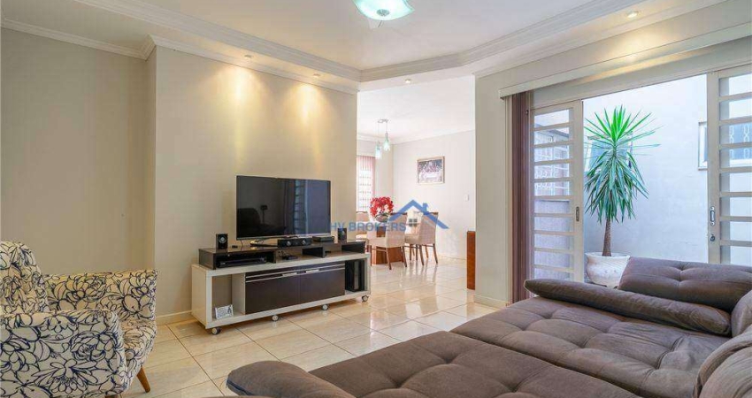 Casa com 3 quartos, sendo 1 suíte,  à venda - Residencial Nova Era - Valinhos/SP