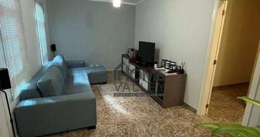 Casa com 3 quartos, sendo 1 suíte,  3 vagas cobertas, localizada no Jardim Centenário, Valinhos