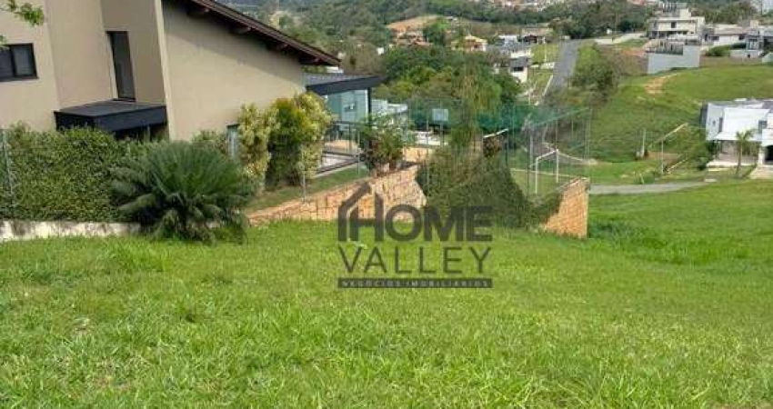 Excelente terreno com 810m² no Condomínio Santa Teresa, em Vinhedo