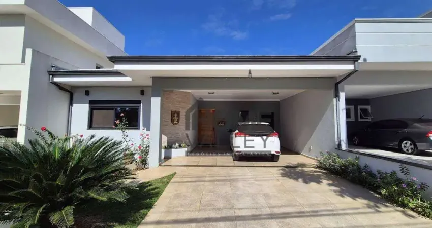 Linda casa com 2 quartos, sendo 1 suíte,  escritório, para venda no Condomínio Flor da Serra, em Valinhos