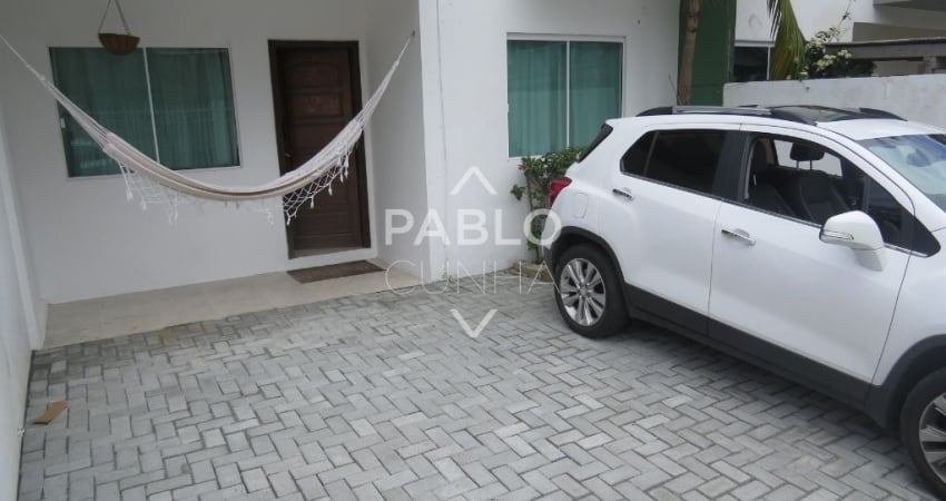 OPORTUNIDADE - SOBRADO AMPLO COM QUINTAL - 3 DORMITÓRIOS  - SÃO FRANCISCO DE ASSIS - CAMBORIÚ