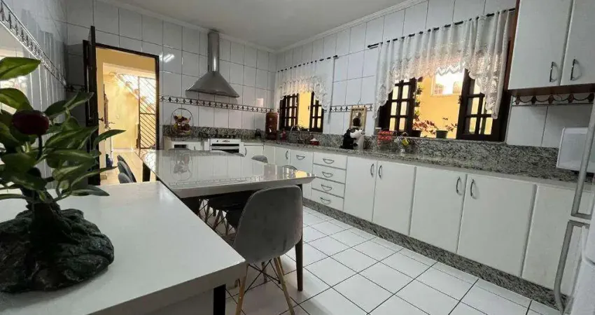 Sobrado à venda, 4 quartos, 2 suítes, 2 vagas, Jardim São Nicolau - São Paulo/SP