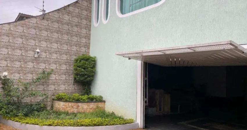 Sobrado à venda, 3 quartos, 3 suítes, 10 vagas, Parque Sevilha - São Paulo/SP