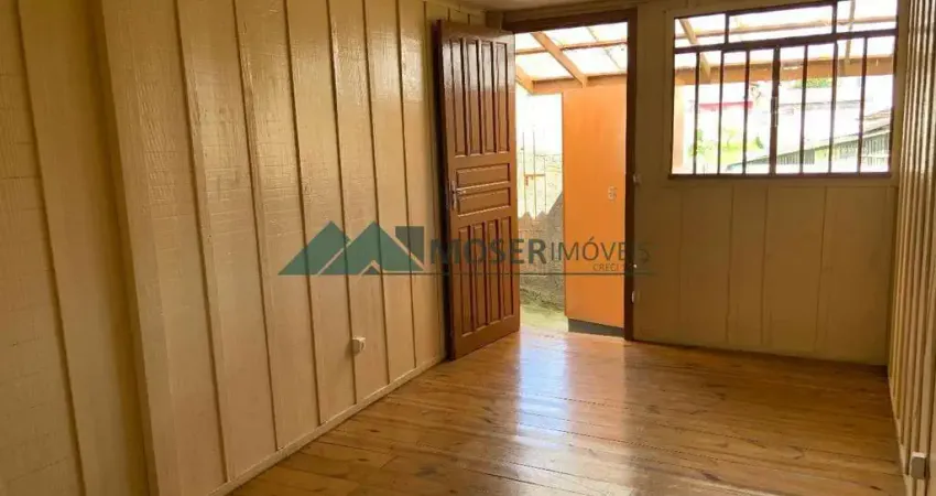Casa residêncial com 2 quartos para alugar, 51.00 m2 por r$ 1250.00 - barreirinha - curitiba/pr