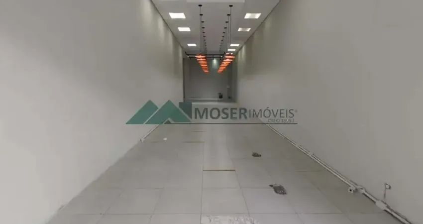 Loja com 3 quartos para alugar, 200.00 m2 por R$ 12500.00 - Centro - Curitiba/PR