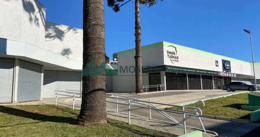 Loja com 3 quartos para alugar, 65.69 m2 por R$ 4300.00 - Boqueirao - Curitiba/PR