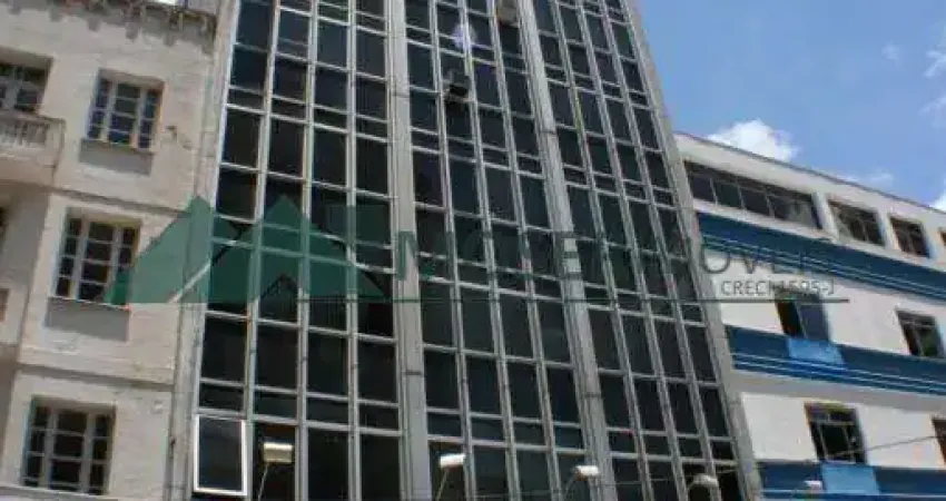 Conjunto Comercial com 1 quarto  para alugar, 47.20 m2 por R$ 650.00 - Centro - Curitiba/PR