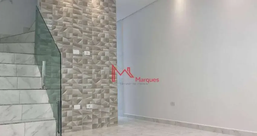 Sobrado com 2 dormitórios à venda, 50 m² por R$ 290.000,00 - Jardim Quietude - Praia Grande/SP