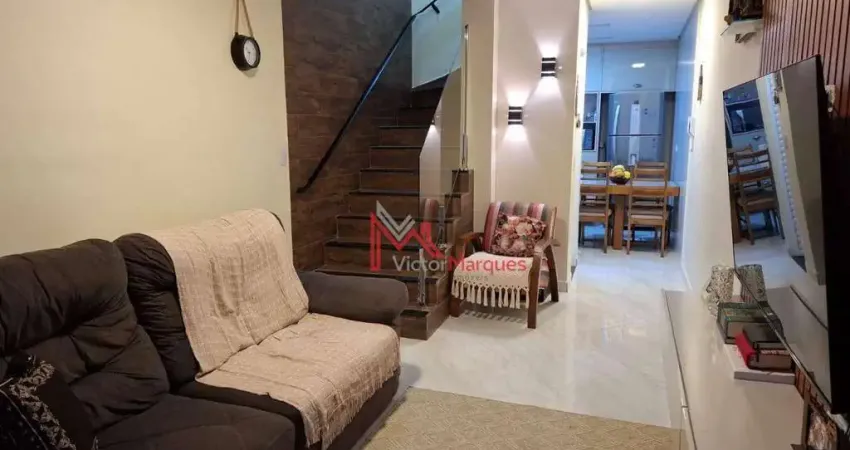 Casa de condomínio com 2 dormitórios à venda, 65 m² por R$ 320.000 - Caiçara - Praia Grande/SP