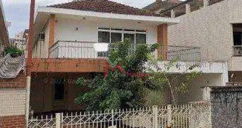 Sobrado com 4 dormitórios, sendo 1 Suíte  à venda por R$ 1.300.000 - Embaré - Santos/SP