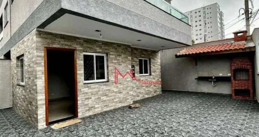 Sobrado Individual com 2 dormitórios, sendo 2 suítes à venda, 127 m² por R$ 595.000 - Aviação - Praia Grande/SP