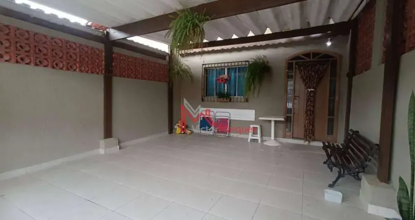 Casa com 2 dormitórios, sendo 1 suíte  à venda, 104 m² por R$ 355.000 - Nova Mirim - Praia Grande/SP