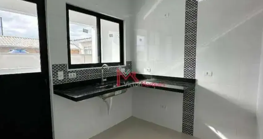 Sobrado com 2 dormitórios à venda, 54 m² por R$ 295.000,00 - Maracanã - Praia Grande/SP