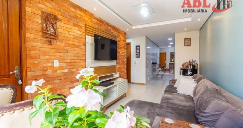 Casa 3 dormitórios em Condomínio