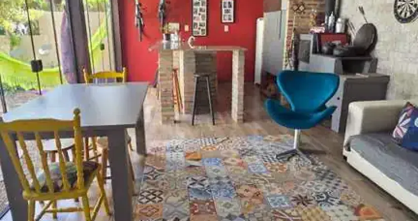 Casa à venda no bairro Central Parque - Cachoeirinha/RS