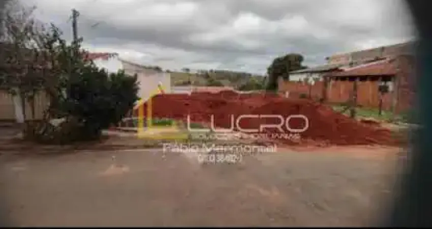 Terreno à venda no Parque Roosevelt, Bauru 