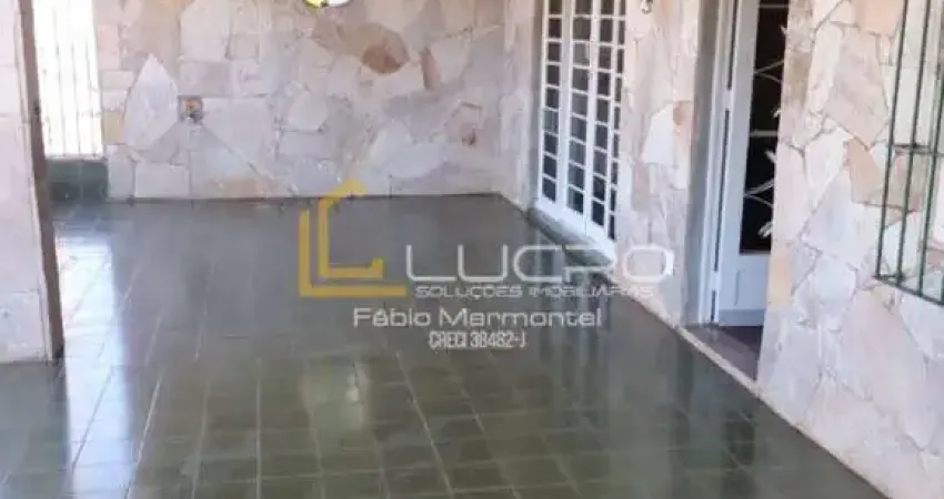 Casa com 4 quartos para alugar na Vila São João da Boa Vista, Bauru