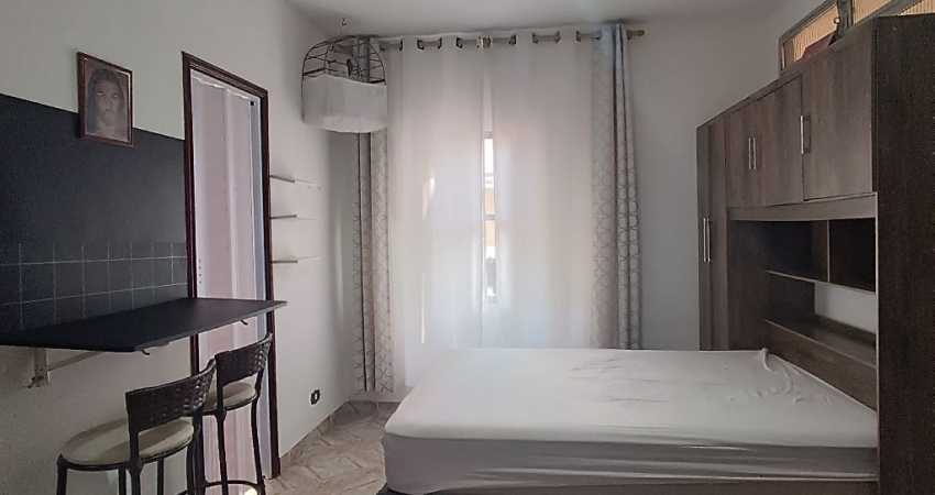 Oportunidade Kit net a 100 metros da praia no  Boqueirão