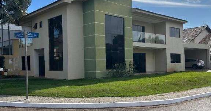 Sobrado à venda no bairro Jardins Madri – 376 m², 3 suítes